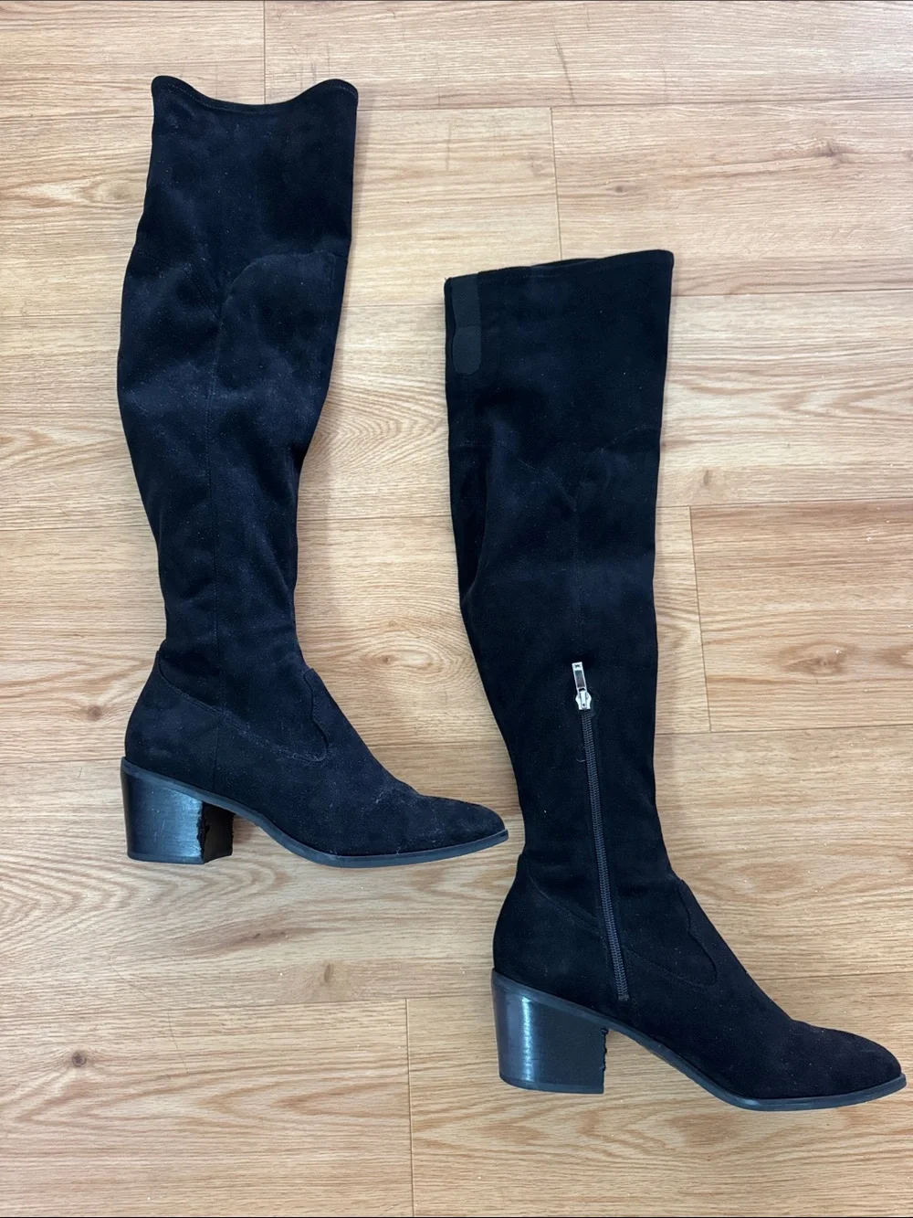 Marc Fisher Women’s Black Suede Knee-High Block Heel Boots Size 9 Boho Classic